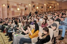 KarnegiKlub 650 nəfərlik bayram treninqi keçirib (FOTO)