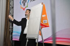 KarnegiKlub 650 nəfərlik bayram treninqi keçirib (FOTO)