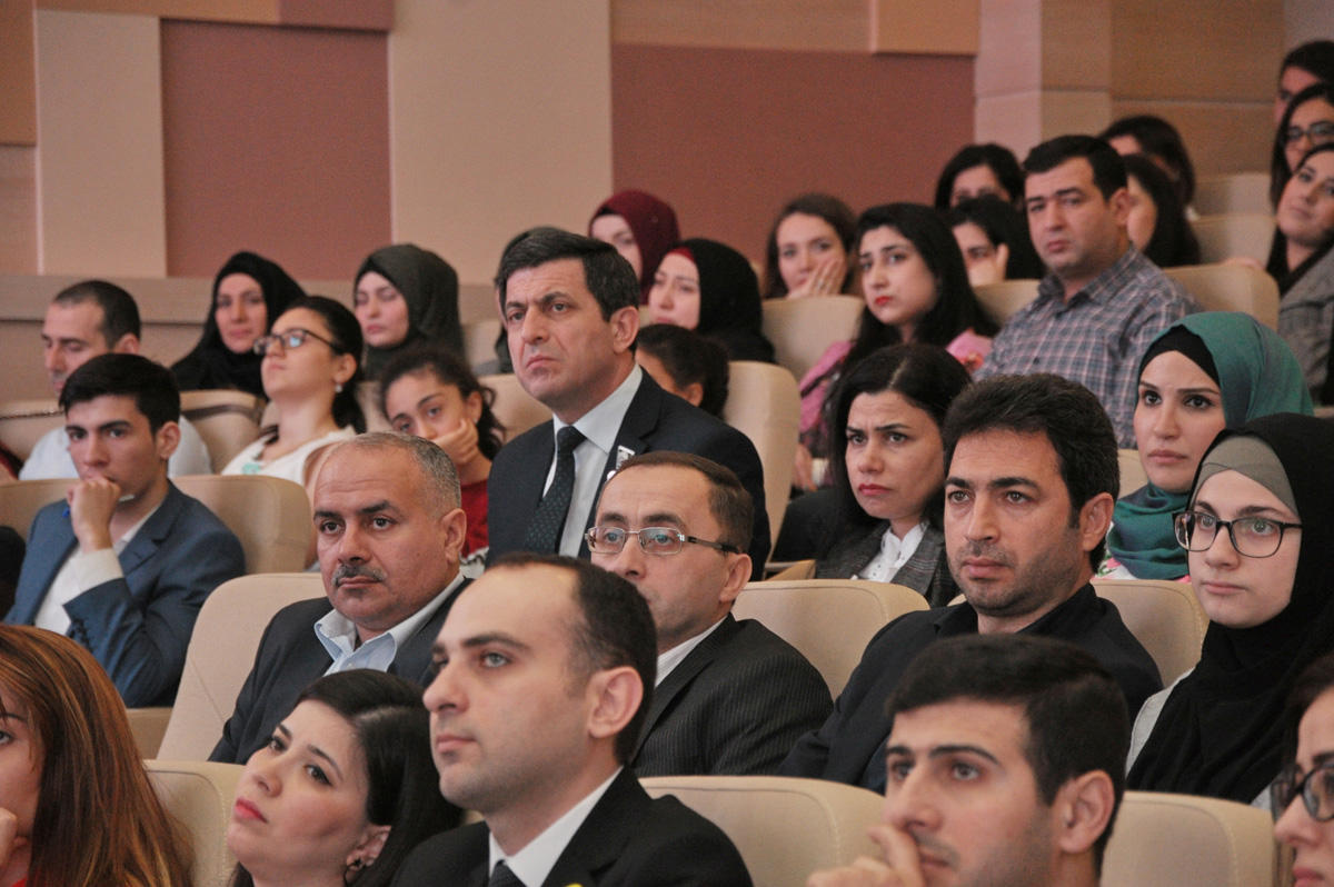 KarnegiKlub 650 nəfərlik bayram treninqi keçirib (FOTO)