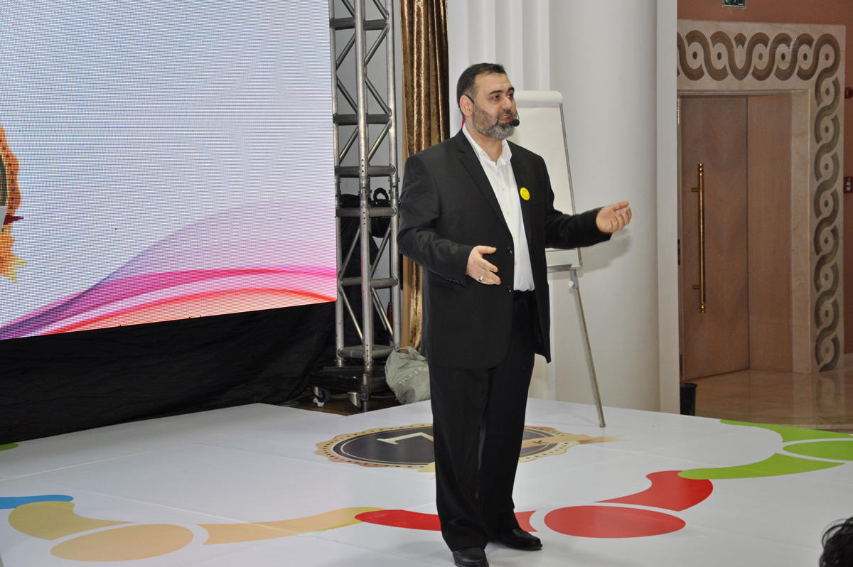 KarnegiKlub 650 nəfərlik bayram treninqi keçirib (FOTO)