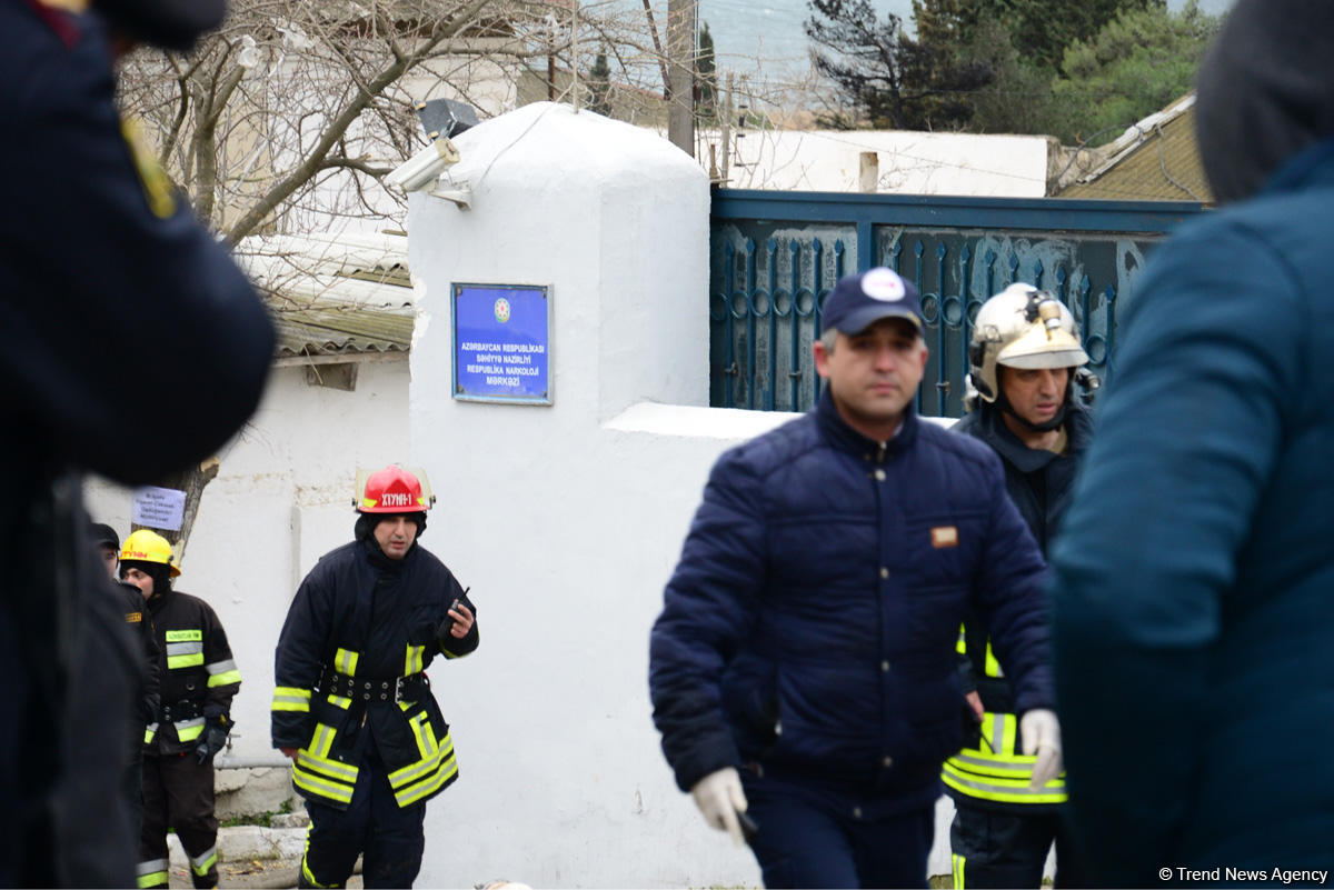 Respublika Narkoloji Mərkəzində yanğın söndürülüb (YENİLƏNİB) (FOTO)