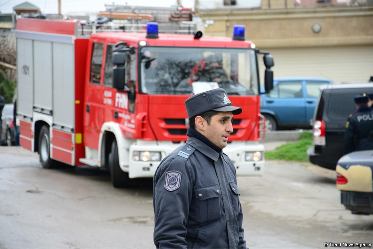 Respublika Narkoloji Mərkəzində yanğın söndürülüb (YENİLƏNİB) (FOTO)