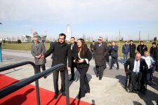Leyla Əliyeva Dənizkənarı Milli Parkın yeni bulvar hissəsində qurulmuş idman meydançasının açılış mərasimində iştirak edib (FOTO)