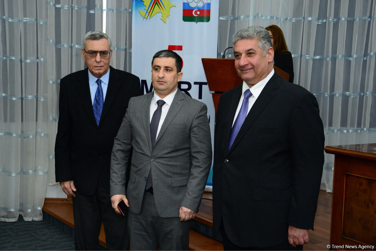 Bədən tərbiyəsi və idman günü ilə bağlı təltifetmə mərasimi keçirilib (FOTO)
