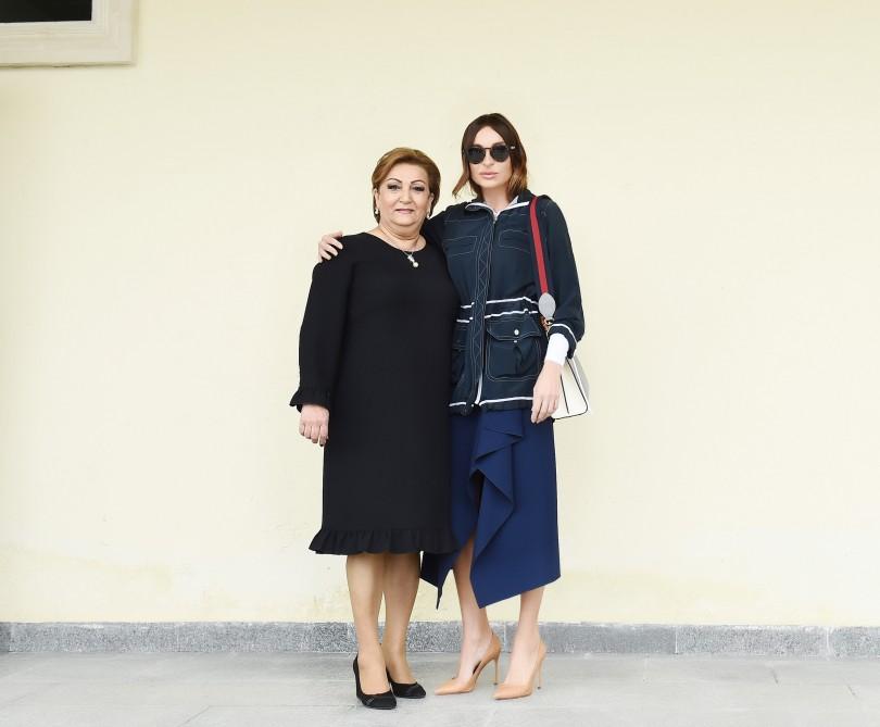 Birinci vitse-prezident Mehriban Əliyeva Maştağada sanatoriya tipli körpələr evi-uşaq bağçasının yeni binasının açılışında iştirak edib (FOTO)