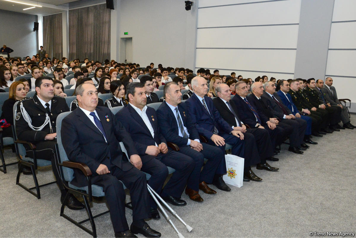 "Azərbaycan gəncliyi Vətənin təhlükəsizliyini qorumağa hazırdır" adlı hərbi-vətənpərvərlik tədbiri keçirilib (FOTO)
