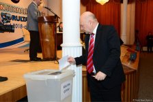Mətbuat Şurasının İdarə Heyətinin tərkibi genişləndirildi (FOTO)