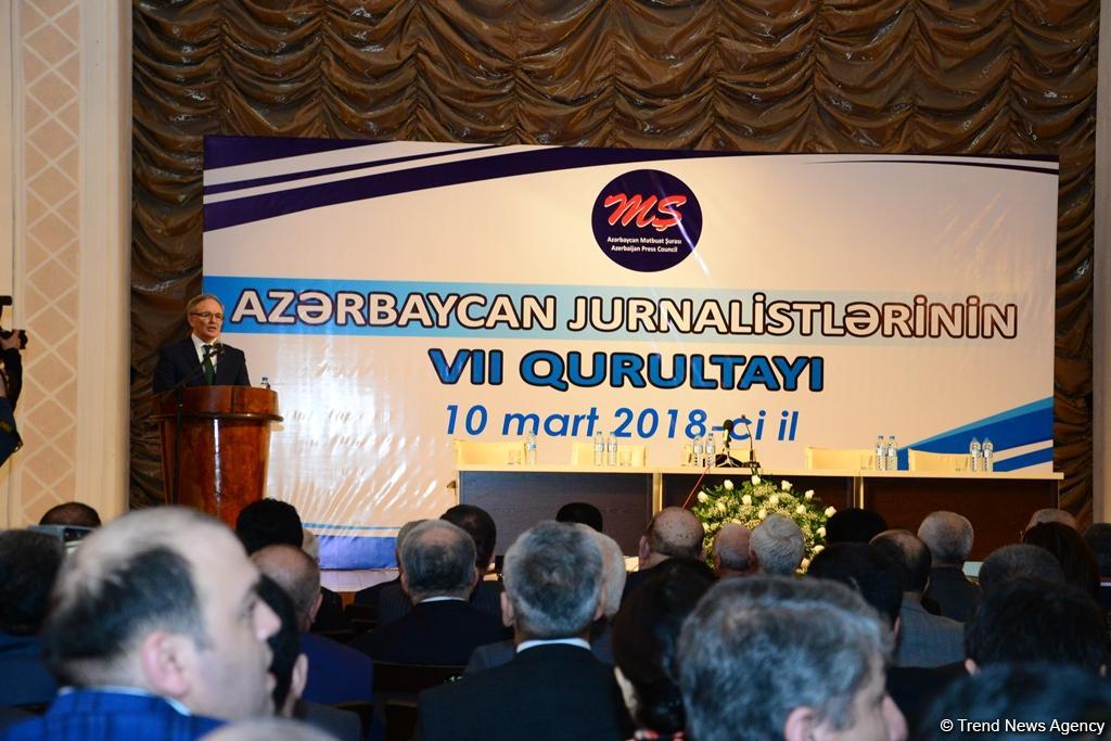 Azərbaycan jurnalistlərinin VII qurultayı keçirilib (FOTO) (YENİLƏNİB)