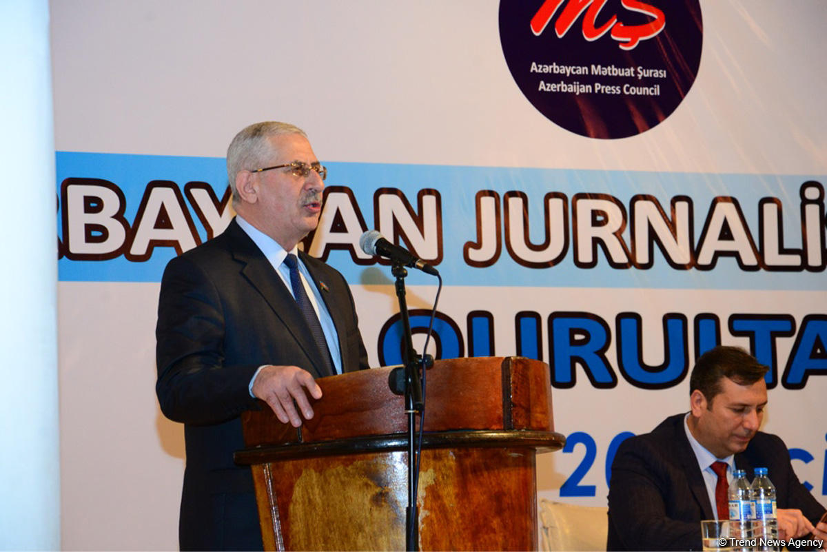 Mətbuat Şurasının İdarə Heyətinin tərkibi genişləndirildi (FOTO)