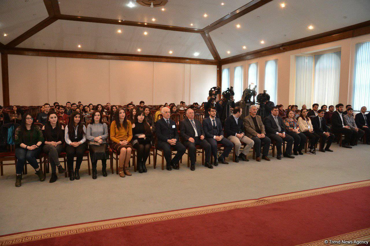 "Magistratura.az"da Birinciliyin mükafatlandırılması tədbiri keçirilib (FOTO)