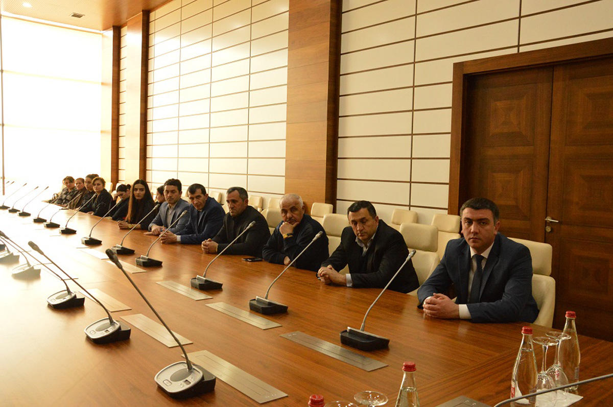 “İlk dəfə səs verirəm” mövzusunda tədbirlər təşkil edilib (FOTO)