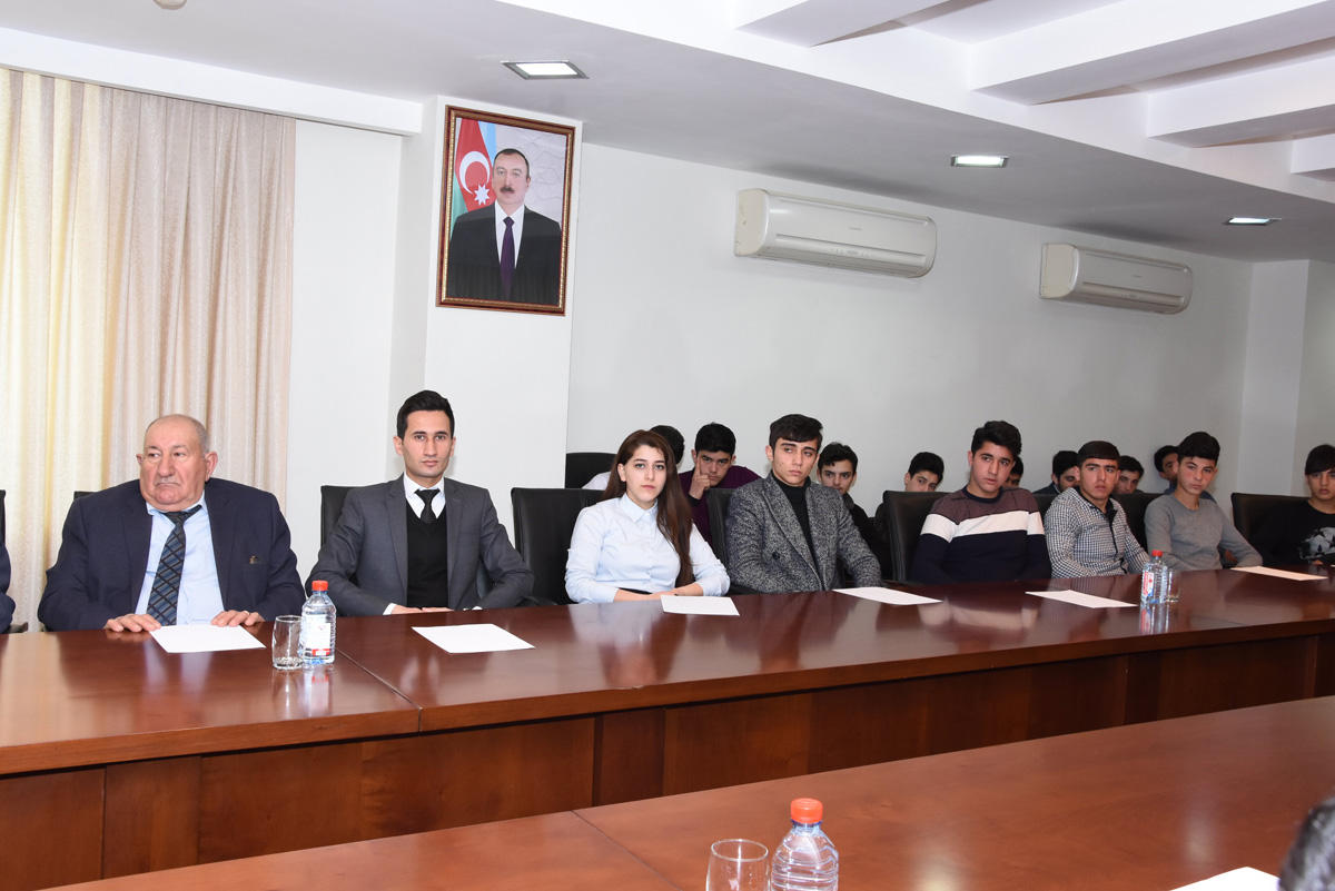 “İlk dəfə səs verirəm” mövzusunda tədbirlər təşkil edilib (FOTO)