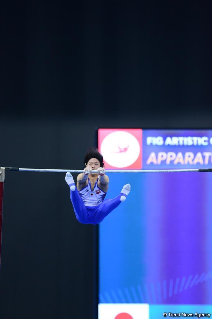 Niderland gimnastı Bakıda keçirilən Dünya Kubokunda qızıl medal qazanıb (FOTO)