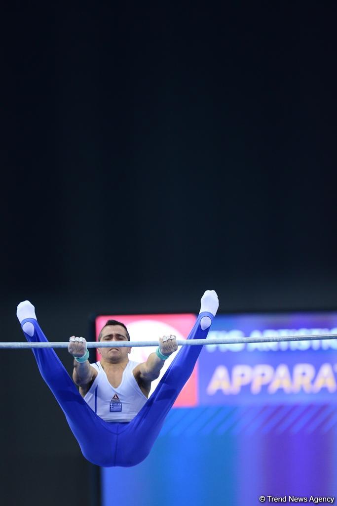 Niderland gimnastı Bakıda keçirilən Dünya Kubokunda qızıl medal qazanıb (FOTO)