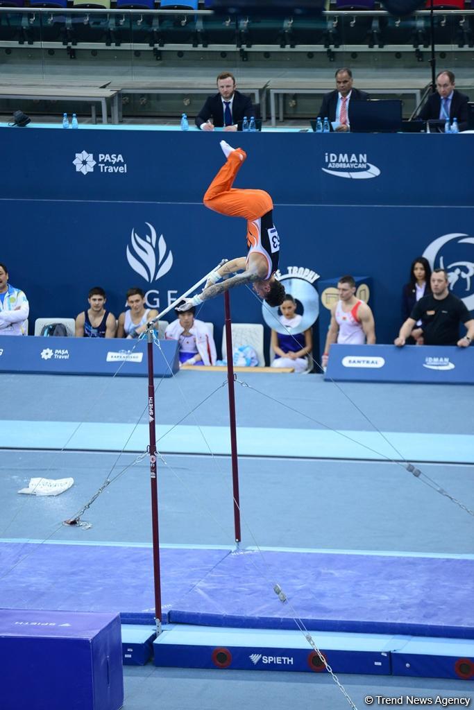 Niderland gimnastı Bakıda keçirilən Dünya Kubokunda qızıl medal qazanıb (FOTO)