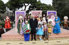 Prezident İlham Əliyev və birinci xanım Mehriban Əliyeva Novruz bayramı münasibətilə ümumxalq şənliyində iştirak ediblər (YENİLƏNİB-3) (FOTO)
