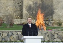 Prezident İlham Əliyev və birinci xanım Mehriban Əliyeva Novruz bayramı münasibətilə ümumxalq şənliyində iştirak ediblər (YENİLƏNİB-3) (FOTO)