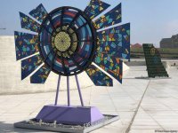 Heydər Əliyev Mərkəzinin parkında “Səməni” beynəlxalq sərgi-müsabiqəsi keçirilib (FOTO)