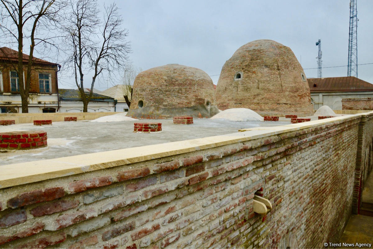 Qubadakı tarixi hamam bərpa edilib (FOTO)