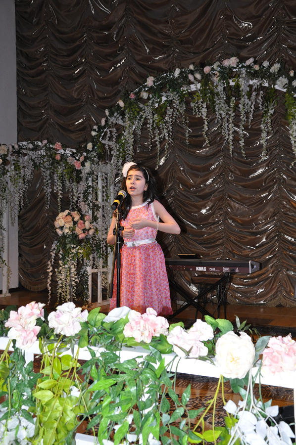 13 yaşlı azərbaycanlı pianoçu Almaniyada beynəlxalq müsabiqənin qalibi olub (FOTO)
