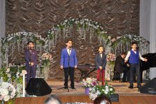 13 yaşlı azərbaycanlı pianoçu Almaniyada beynəlxalq müsabiqənin qalibi olub (FOTO)