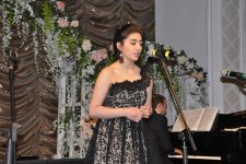 13 yaşlı azərbaycanlı pianoçu Almaniyada beynəlxalq müsabiqənin qalibi olub (FOTO)