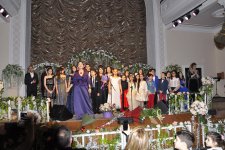 13 yaşlı azərbaycanlı pianoçu Almaniyada beynəlxalq müsabiqənin qalibi olub (FOTO)