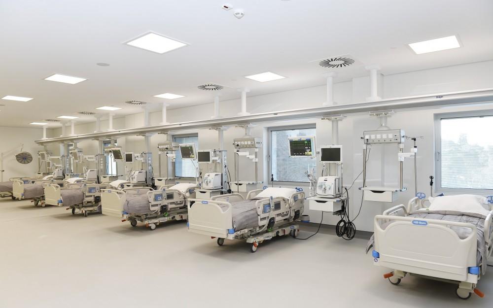 Prezident İlham Əliyev və birinci xanım Mehriban Əliyeva Bona Dea Beynəlxalq Hospitalının açılışında iştirak ediblər (FOTO) (YENİLƏNİB)
