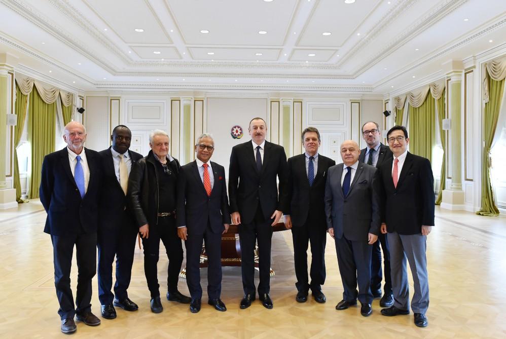 Prezident İlham Əliyev Beynəlxalq Memarlar İttifaqının nümayəndə heyətini qəbul edib (FOTO) (YENİLƏNİB)