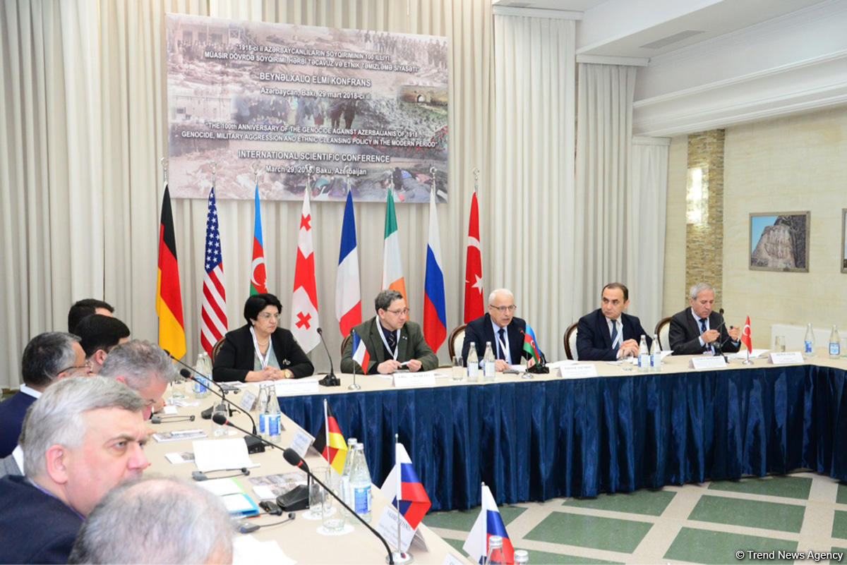 DTX-nın Mədəniyyət Mərkəzində beynəlxalq elmi konfrans keçirilib (FOTO)