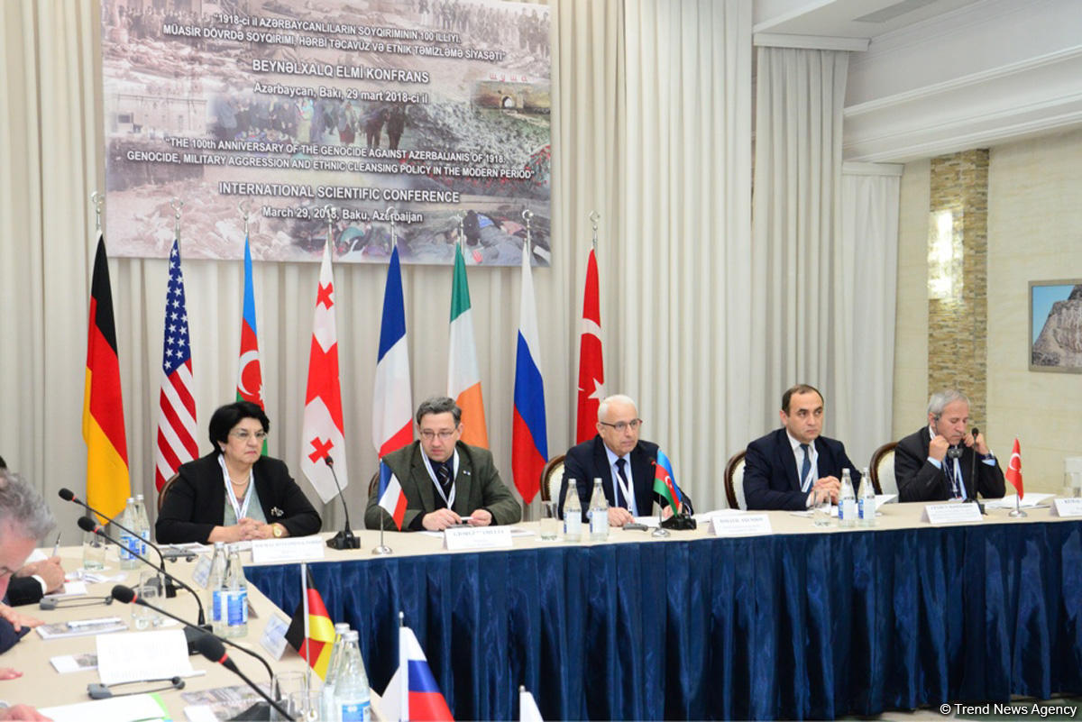 DTX-nın Mədəniyyət Mərkəzində beynəlxalq elmi konfrans keçirilib (FOTO)