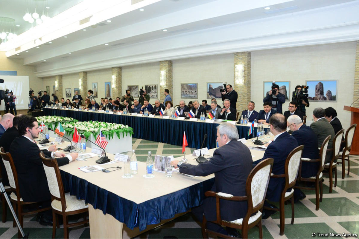DTX-nın Mədəniyyət Mərkəzində beynəlxalq elmi konfrans keçirilib (FOTO)
