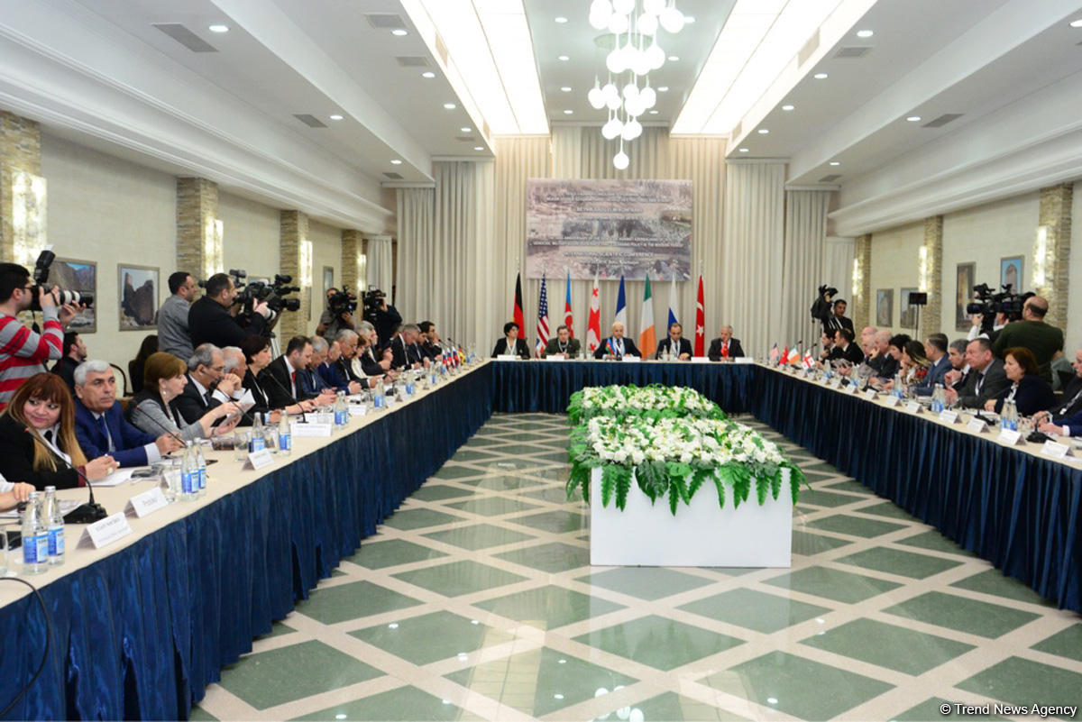 DTX-nın Mədəniyyət Mərkəzində beynəlxalq elmi konfrans keçirilib (FOTO)