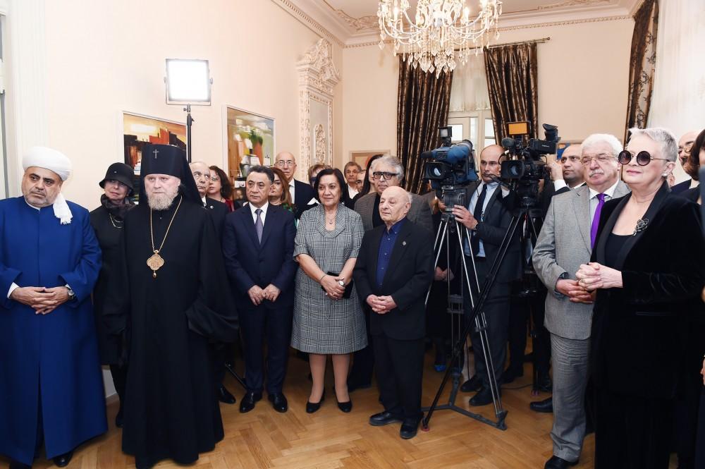 Birinci vitse-prezident Mehriban Əliyeva Bakıda Maqsud İbrahimbəyov Yaradıcılıq Mərkəzinin açılış mərasimində iştirak edib (FOTO) (YENİLƏNİB)