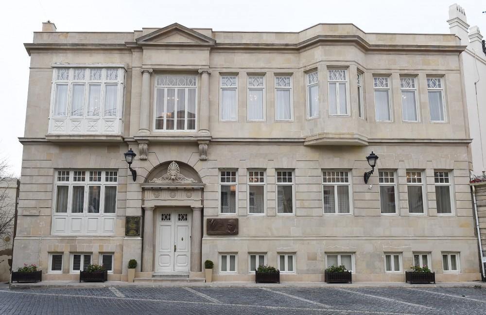 Birinci vitse-prezident Mehriban Əliyeva Bakıda Maqsud İbrahimbəyov Yaradıcılıq Mərkəzinin açılış mərasimində iştirak edib (FOTO) (YENİLƏNİB)