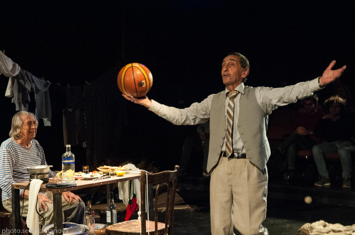 Akademik Milli Dram Teatrında növbəti premyera (FOTO)