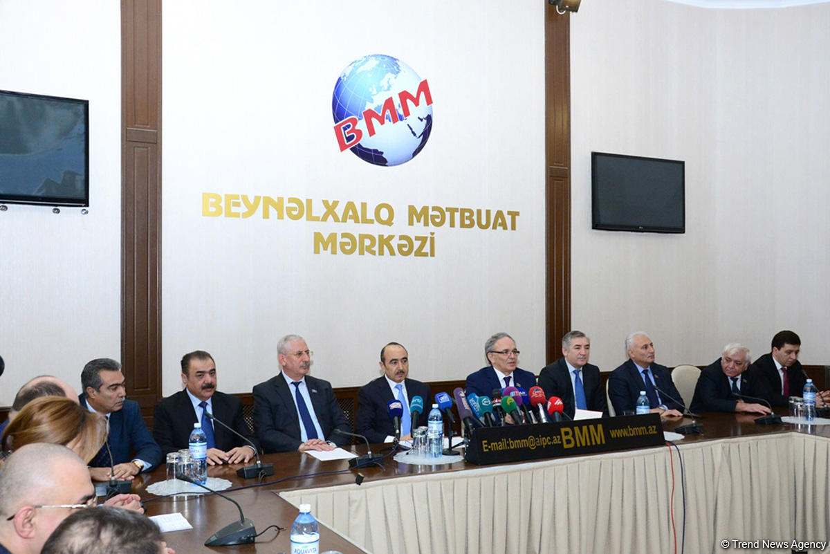 Əli Həsənov: Anti-Azərbaycan qüvvələrin məqsədi ölkədə qarşıdurma yaratmaq və sabitliyi pozmaqdır (FOTO) (YENİLƏNİB)