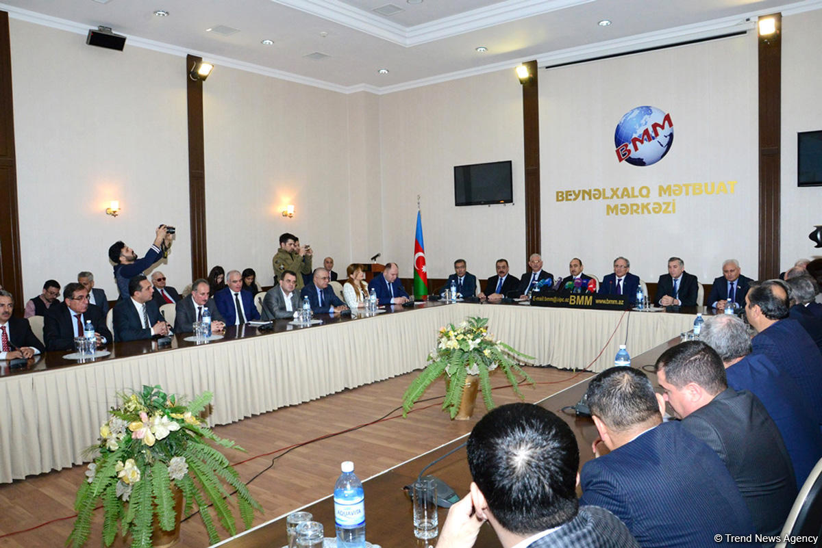 Əli Həsənov: Anti-Azərbaycan qüvvələrin məqsədi ölkədə qarşıdurma yaratmaq və sabitliyi pozmaqdır (FOTO) (YENİLƏNİB)