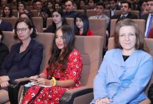 Leyla Əliyeva “Abşeron Milli Parkı” sənədli filminin təqdimat mərasimində iştirak edib (FOTO)
