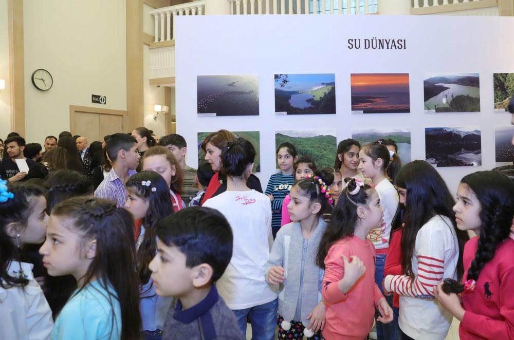 Leyla Əliyeva “Abşeron Milli Parkı” sənədli filminin təqdimat mərasimində iştirak edib (FOTO)
