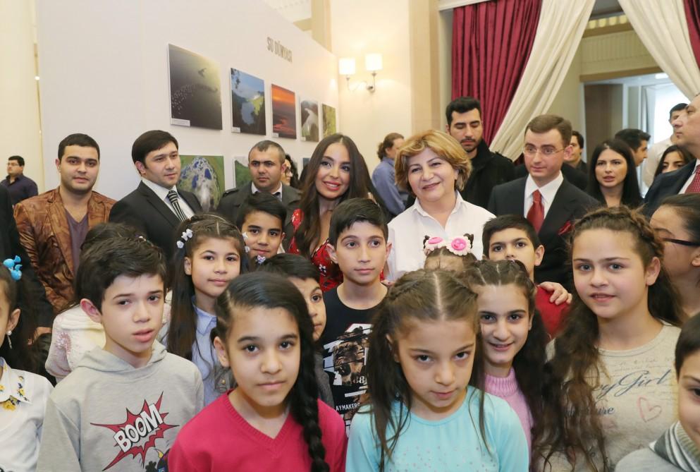 Leyla Əliyeva “Abşeron Milli Parkı” sənədli filminin təqdimat mərasimində iştirak edib (FOTO)