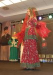 Azərbaycan nümayəndələri İstanbulda “İlin adamı” mükafatına layiq görülüblər – Rəngarəng dəfilə (FOTO)
