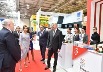 Prezident İlham Əliyev və birinci xanım Mehriban Əliyeva “AITF-2018” XVII Azərbaycan Beynəlxalq turizm və səyahətlər sərgisi ilə tanış olub (YENİLƏNİB-2) (FOTO)