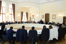 Yunus Oğuzun aprel döyüşlərindən bəhs edən romanı təqdim olundu (FOTO)