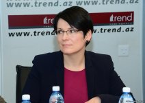 Trend İnformasiya Agentliyində prezident seçkilərini işıqlandırmaq üçün Azərbaycana gələn xarici jurnalistlərlə görüş keçirilib (FOTO)