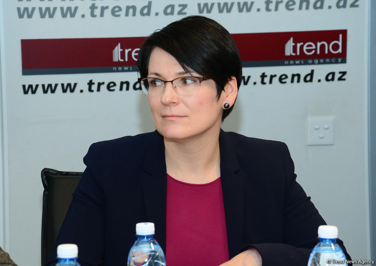 Trend İnformasiya Agentliyində prezident seçkilərini işıqlandırmaq üçün Azərbaycana gələn xarici jurnalistlərlə görüş keçirilib (FOTO)