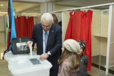 Cavid Qurbanov: Seçki tam şəffaf şəraitdə keçir (FOTO)