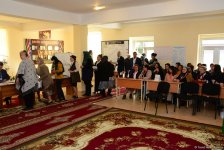 Azərbaycanda prezident seçkilərində səsvermə başladı (FOTO)