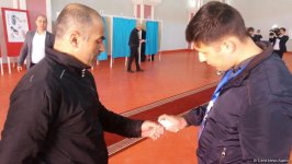 Cəzaçəkmə müəssisəsində səsvermə davam edir (FOTO)
