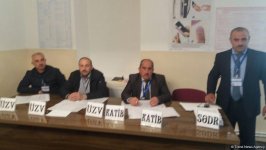 2 saylı cəzaçəkmə müəssisəsində məhkumlar səs verir (FOTO)